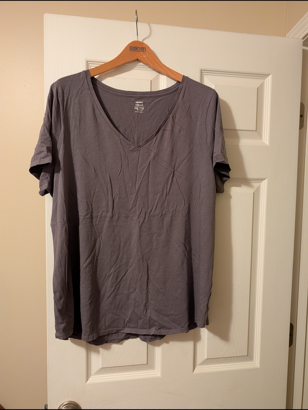 Old Navy Women's V-Neck T-Shirt in Slate Gray Size XXL Tall